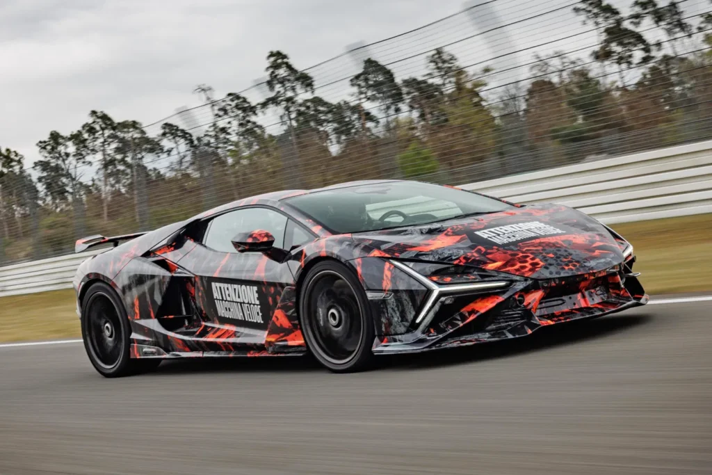 Lamborghini Revuelto SV 2027